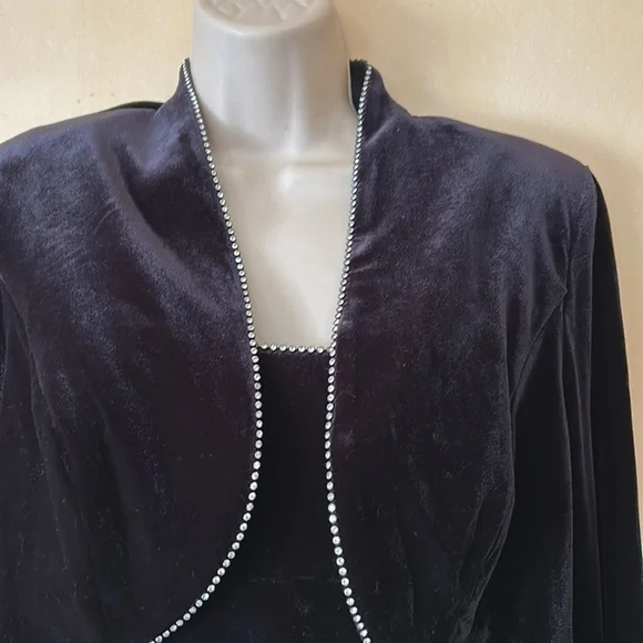 Alex Evenings 2 piece black velvet dress and bolero with rhinestone trim size 8 Alex Evenings 2 piece black velvet dress and bolero with rhinestone trim size 8